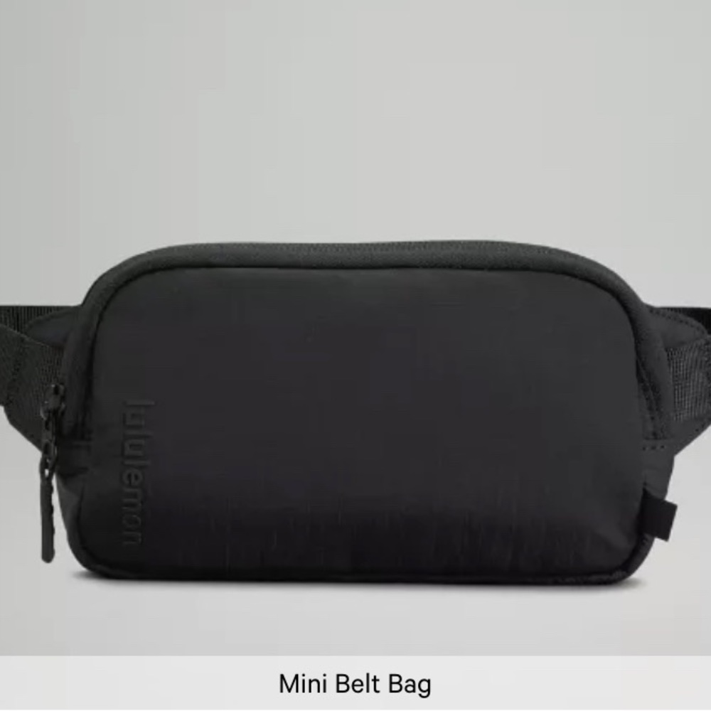 NWT | Lululemon | Mini Belt Bag | Black
